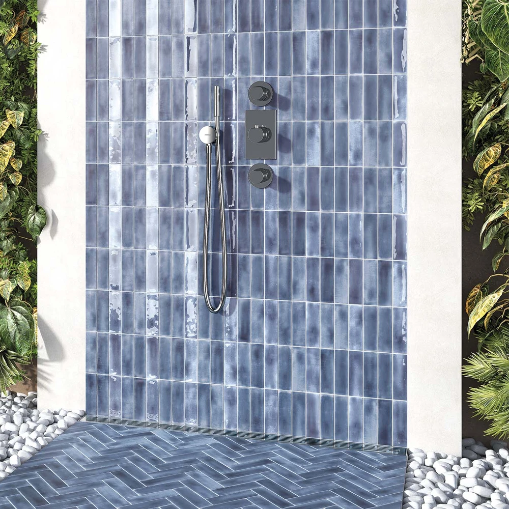 tile-village–beret-night-blue-gloss-5×15-tiles-bernb-setting